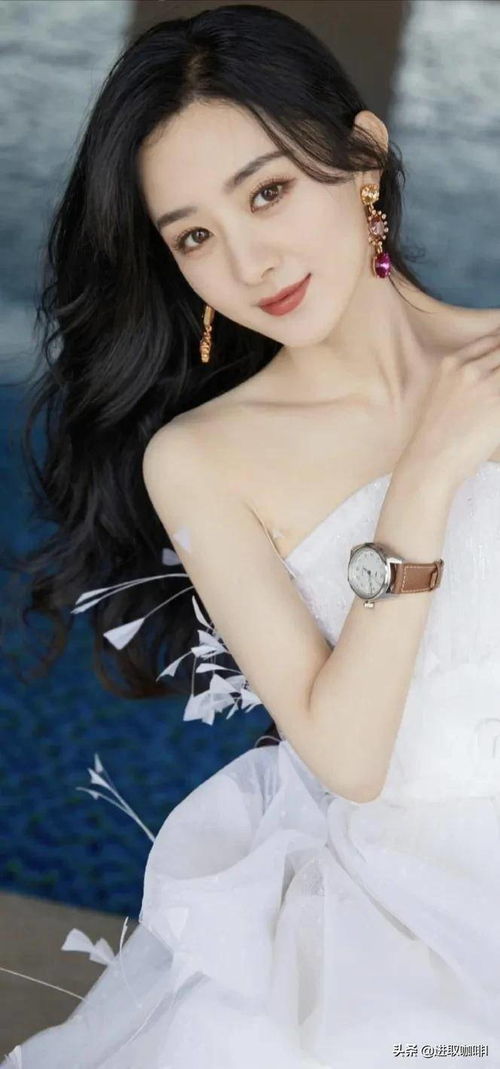 唯美的黑酷 潔白的優(yōu)雅,白皙柔美香肩動(dòng)人,總是美美噠